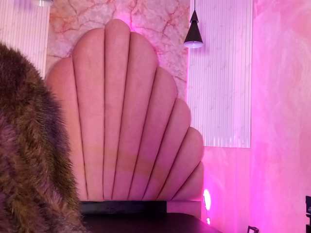 Sofi-Thomas live cam on BongaCams