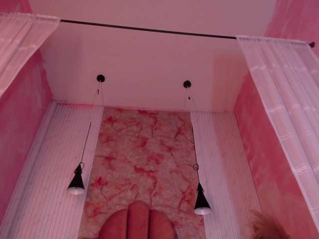 Sofi-Thomas live cam on BongaCams