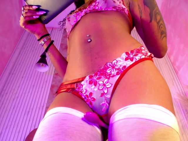 Sofi-Thomas live cam on BongaCams