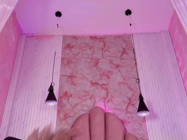 Sofi-Thomas live cam on BongaCams