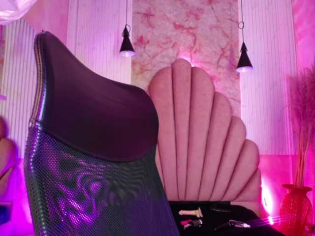 Sofi-Thomas live cam on BongaCams