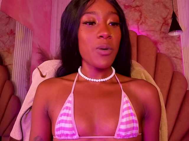 Sofi-Thomas live cam on BongaCams