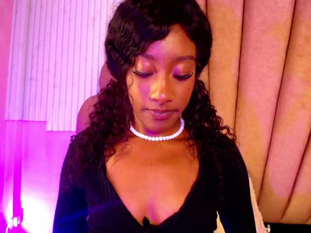 Sofi-Thomas live cam on BongaCams