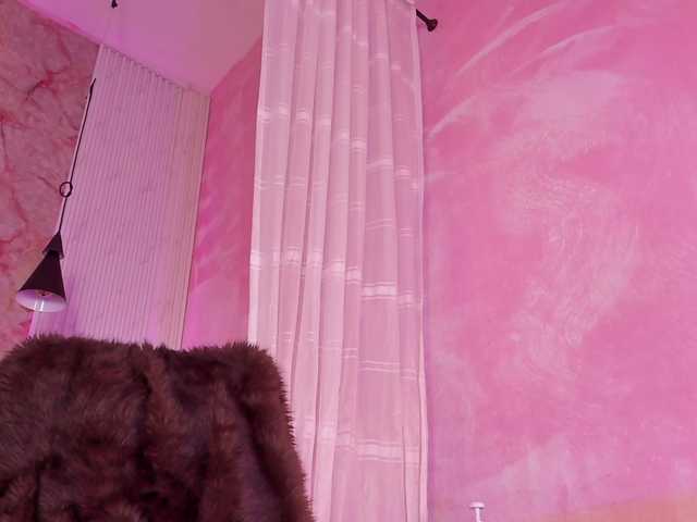 Sofi-Thomas live cam on BongaCams