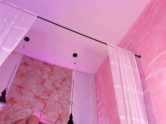 Sofi-Thomas live cam on BongaCams