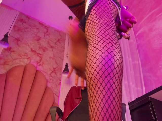 Sofi-Thomas live cam on BongaCams