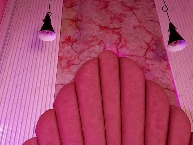 Sofi-Thomas live cam on BongaCams