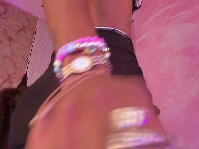 Sofi-Thomas live cam on BongaCams