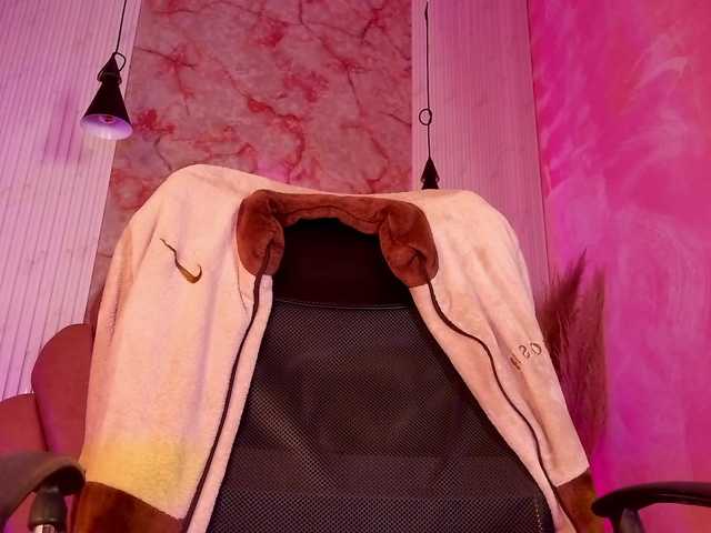 Sofi-Thomas live cam on BongaCams