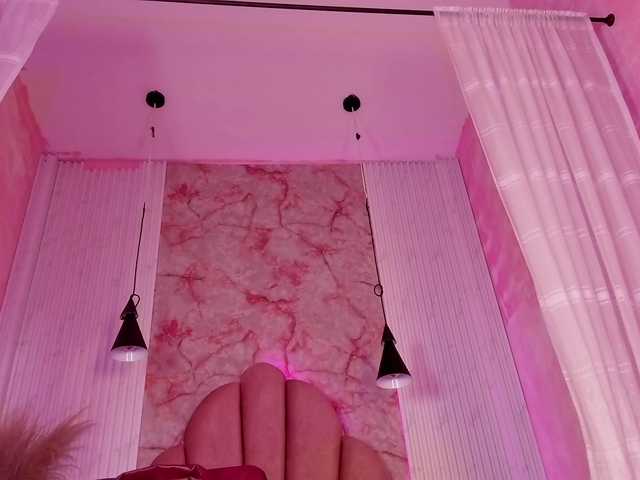 Sofi-Thomas live cam on BongaCams