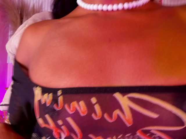 Sofi-Thomas live cam on BongaCams