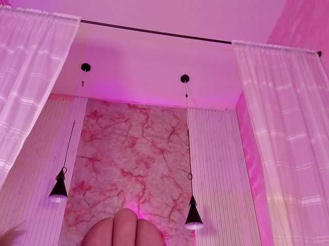 Sofi-Thomas live cam on BongaCams