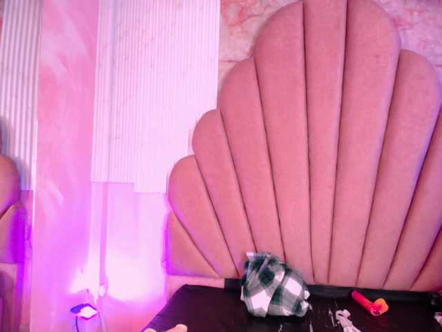 Sofi-Thomas live cam on BongaCams
