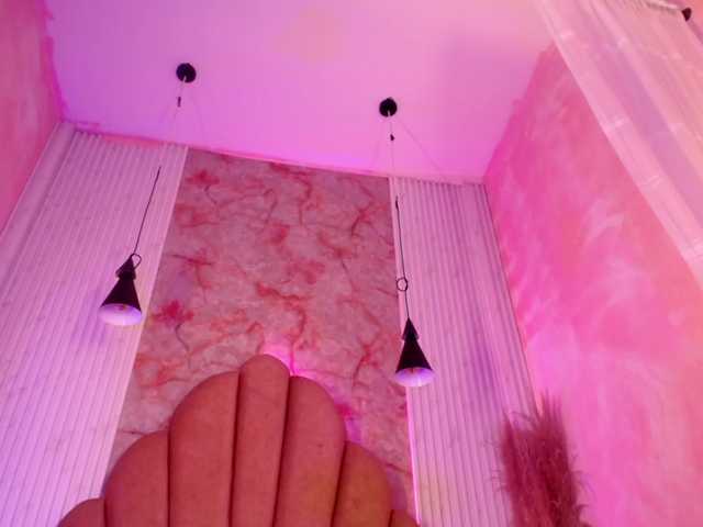 Sofi-Thomas live cam on BongaCams