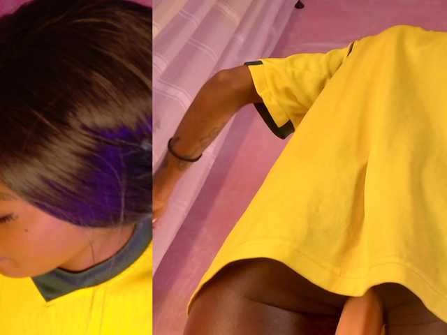 Sofi-Thomas live cam on BongaCams