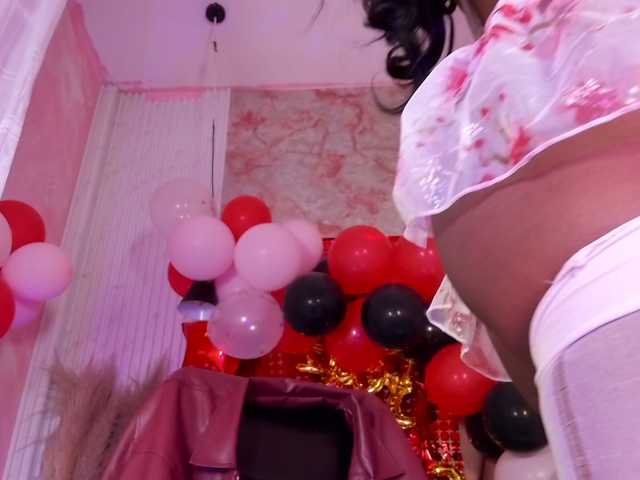 Sofi-Thomas live cam on BongaCams