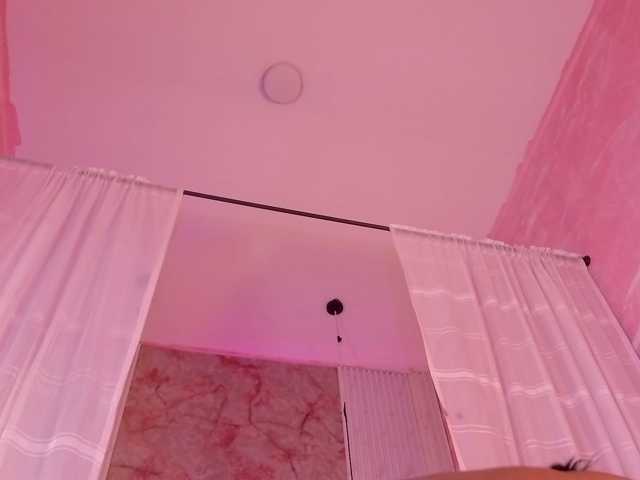 Sofi-Thomas live cam on BongaCams