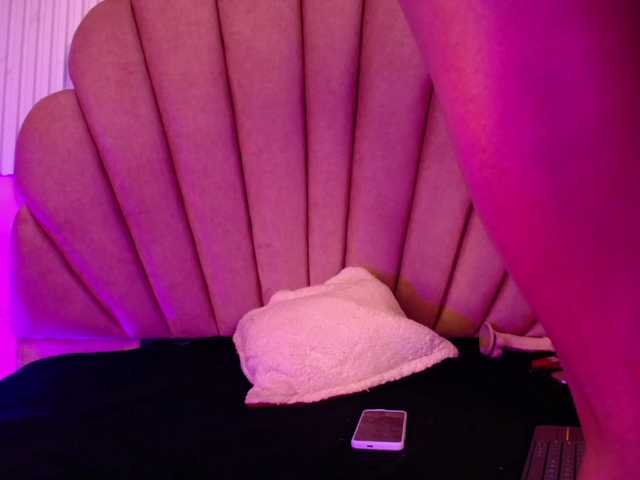 Sofi-Thomas live cam on BongaCams