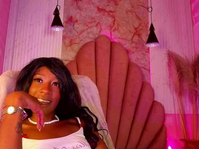 Sofi-Thomas live cam on BongaCams