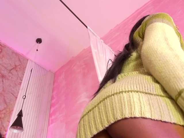 Sofi-Thomas live cam on BongaCams