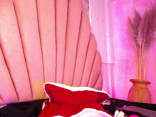 Sofi-Thomas live cam on BongaCams
