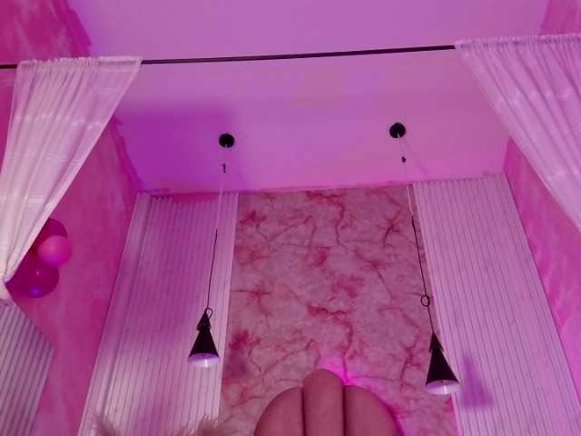 Sofi-Thomas live cam on BongaCams