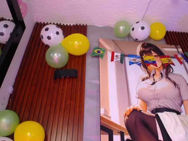 Sofi-Thomas live cam on BongaCams