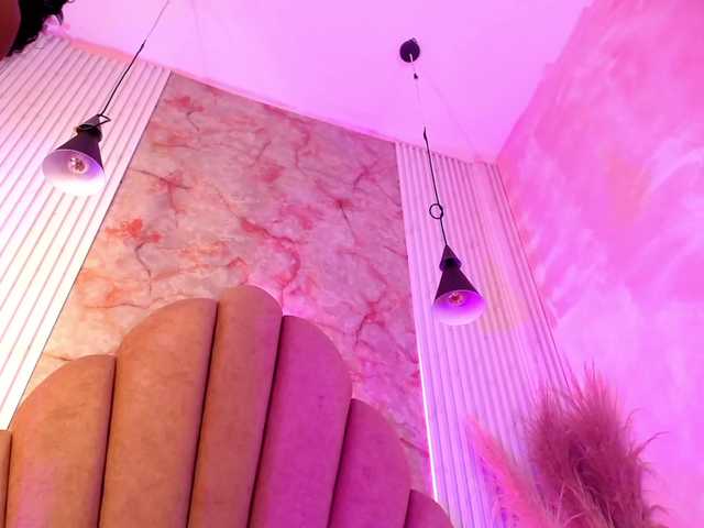 Sofi-Thomas live cam on BongaCams