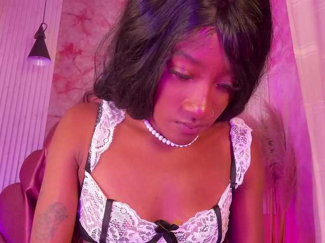 Sofi-Thomas live cam on BongaCams