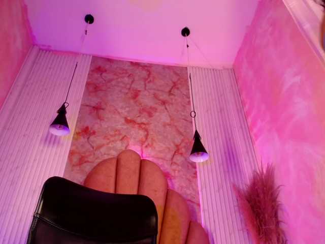 Sofi-Thomas live webcam show