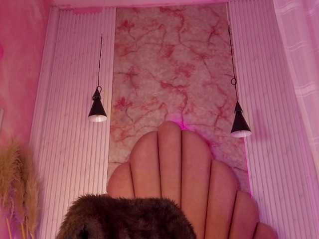 Sofi-Thomas live cam on BongaCams