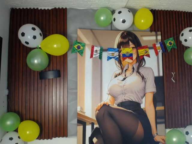 Sofi-Thomas live cam on BongaCams