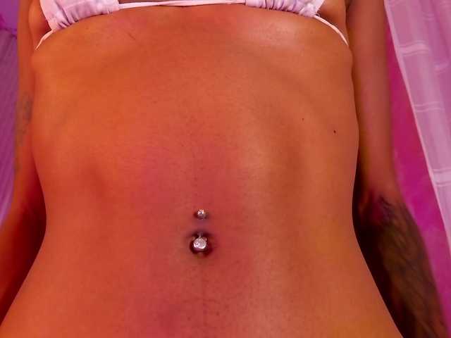 Sofi-Thomas live cam on BongaCams