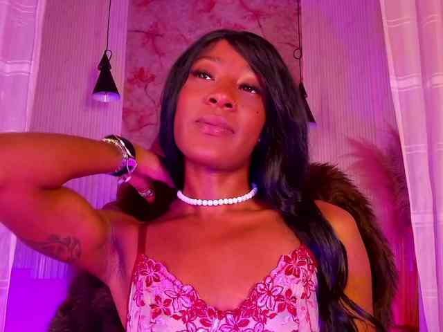 Sofi-Thomas Live Webcam on BongaCams