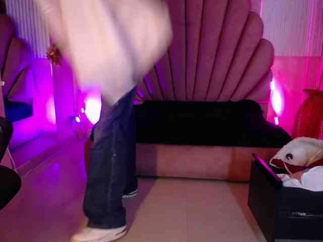Modelo: Sofi-Thomas
