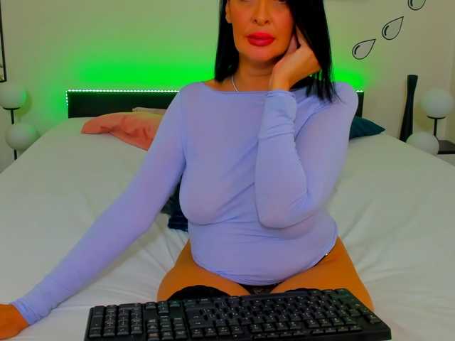 shanon4u live cam on UnifiedCams