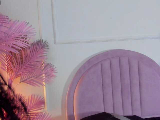 Haileysans's BongaCams show and profile