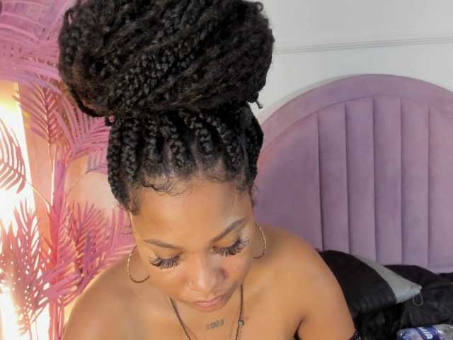 Haileysans's BongaCams show and profile