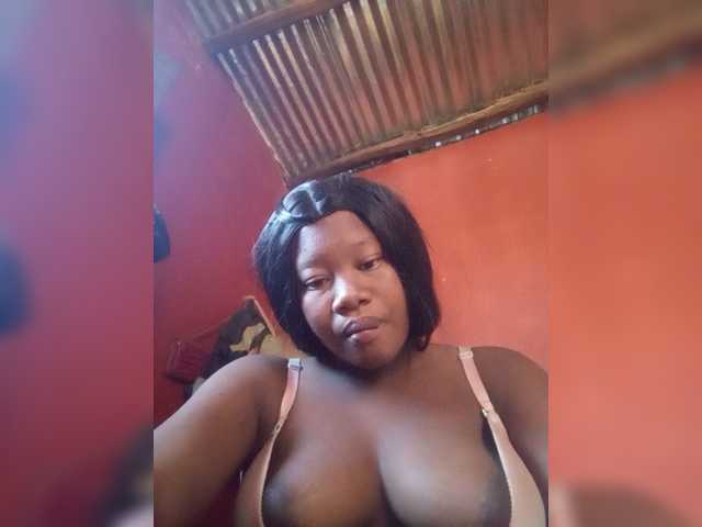 Miorac live cam on BongaCams
