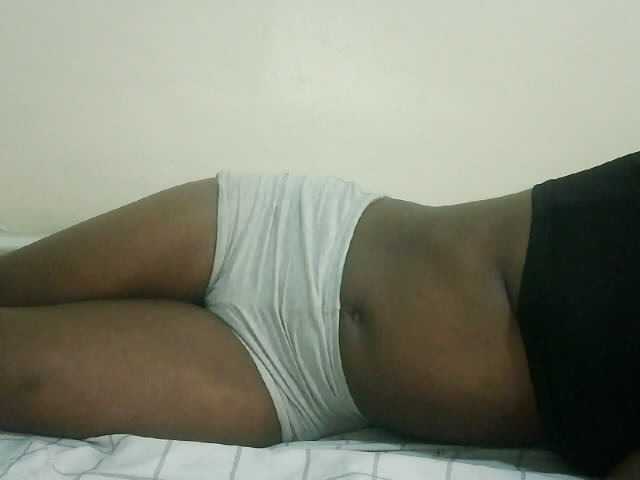 Prettyebony3