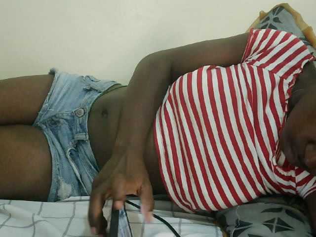 Prettyebony3