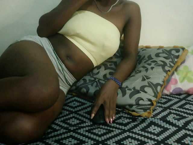 Prettyebony3