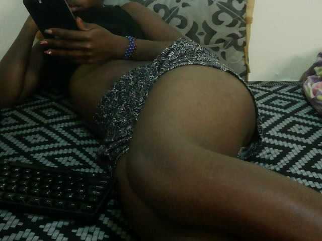 Prettyebony3