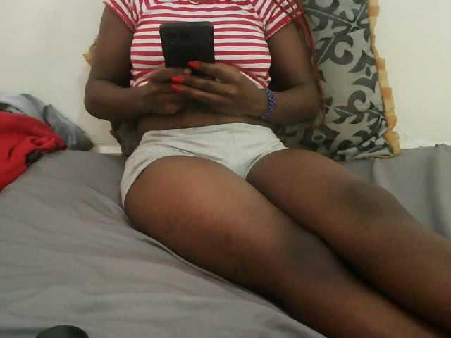 Prettyebony3