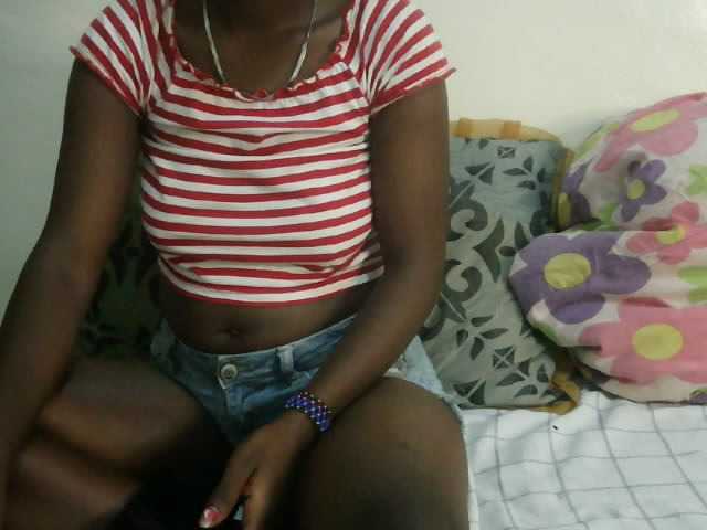 Prettyebony3