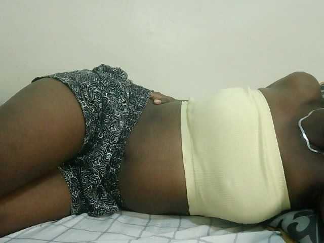 Prettyebony3