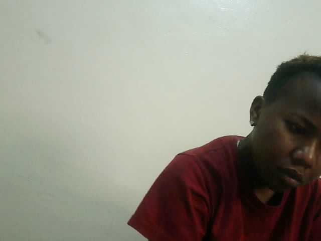 Prettyebony3 live cam on BongaCams
