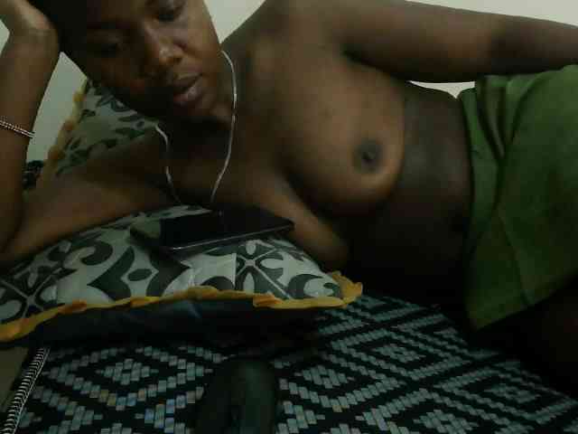 Prettyebony3 webcam