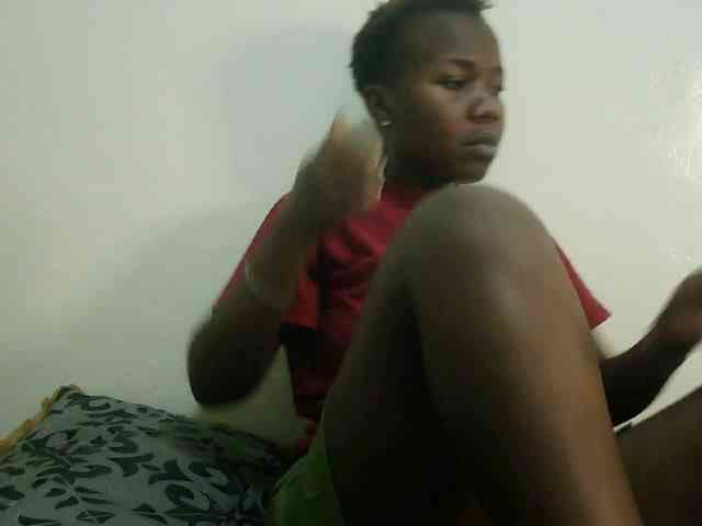 Prettyebony3 webcam