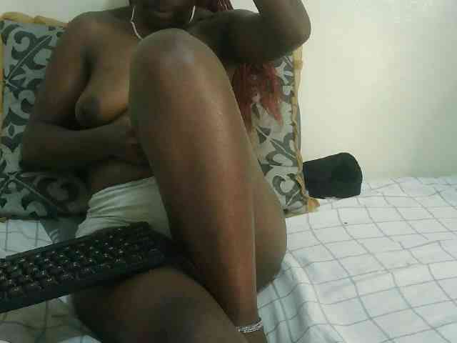 Prettyebony3 webcam